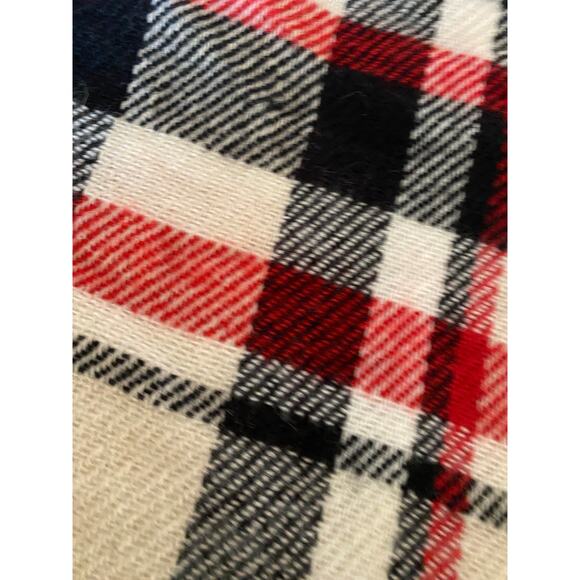 Blanket Scarf Large Square 56" x 56" Plaid Red Cream Black Fringe - Picture 6 of 7